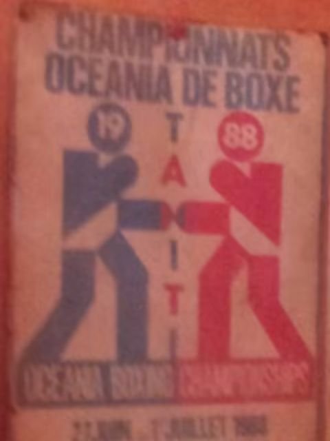 MiguelBrouard's tweet photo. Les Affiches de mes combats de boxe amateur olympique 🤙🌏 #Tahiti #Fautaua #Pirae #Pueu #Moorea #Hawaii #Hilo #Oahu #Honolulu #PaloloBoxing #PalBoxing #USA 🇺🇲 #TeamTahitiNui🇵🇫 #Motoraa #Aito #Fenua #Mana #OcéanieBoxingChampionchips1988 #AlohaAwardHiPalJrBoxingHawaii1988 https://t.co/PHkvZYJnKq