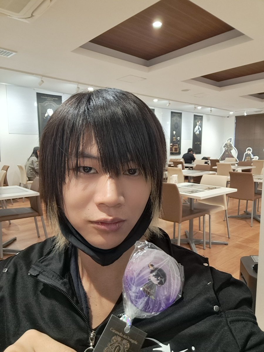 GohanTsubasa's tweet photo. リボーン×アニメイトカフェ三回目ー！後半戦一回目！
等身コースターは、残念ながら雲雀来ず…。
次は絶対ゲットしてやるー！

#家庭教師ヒットマンリボーン
#アニメイトカフェ https://t.co/F3JMzxgzkE