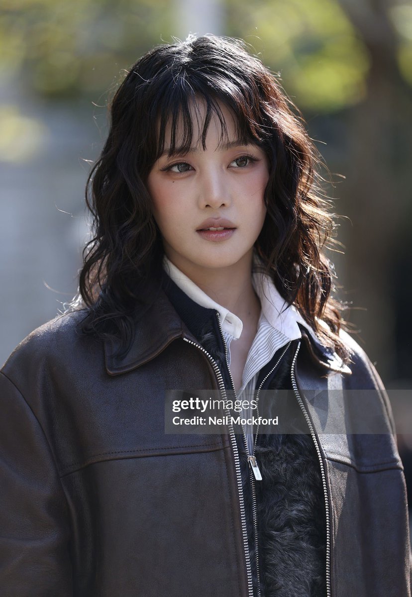 hourlyminniee's tweet photo. the getty images curse has nothing on minnie https://t.co/A0J50g3q8z