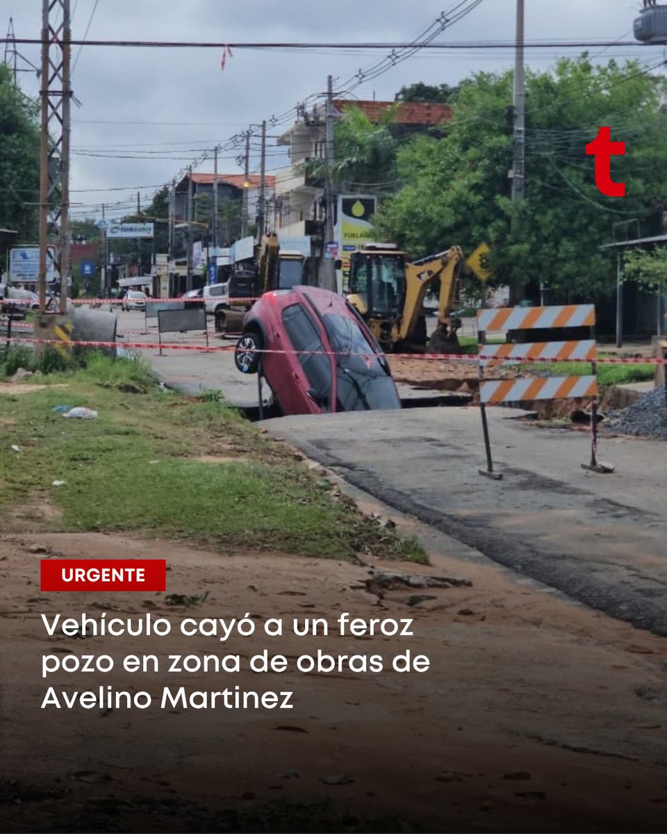 trecepy's tweet photo. #URGENTE🔴 | Un vehículo cayó a un feroz pozo en zona de obras de la Avda. Avelino Martínez

📌De acuerdo con las primeras informaciones, el hecho se registró a la altura de la calle Leopardi. La conductora de la camioneta habría resultado con lesiones leves. 

◾️AMPLIAREMOS.

Enterate de todos los detalles en https://t.co/RABhneej8d
#Trece📺 | #SiempreConectados