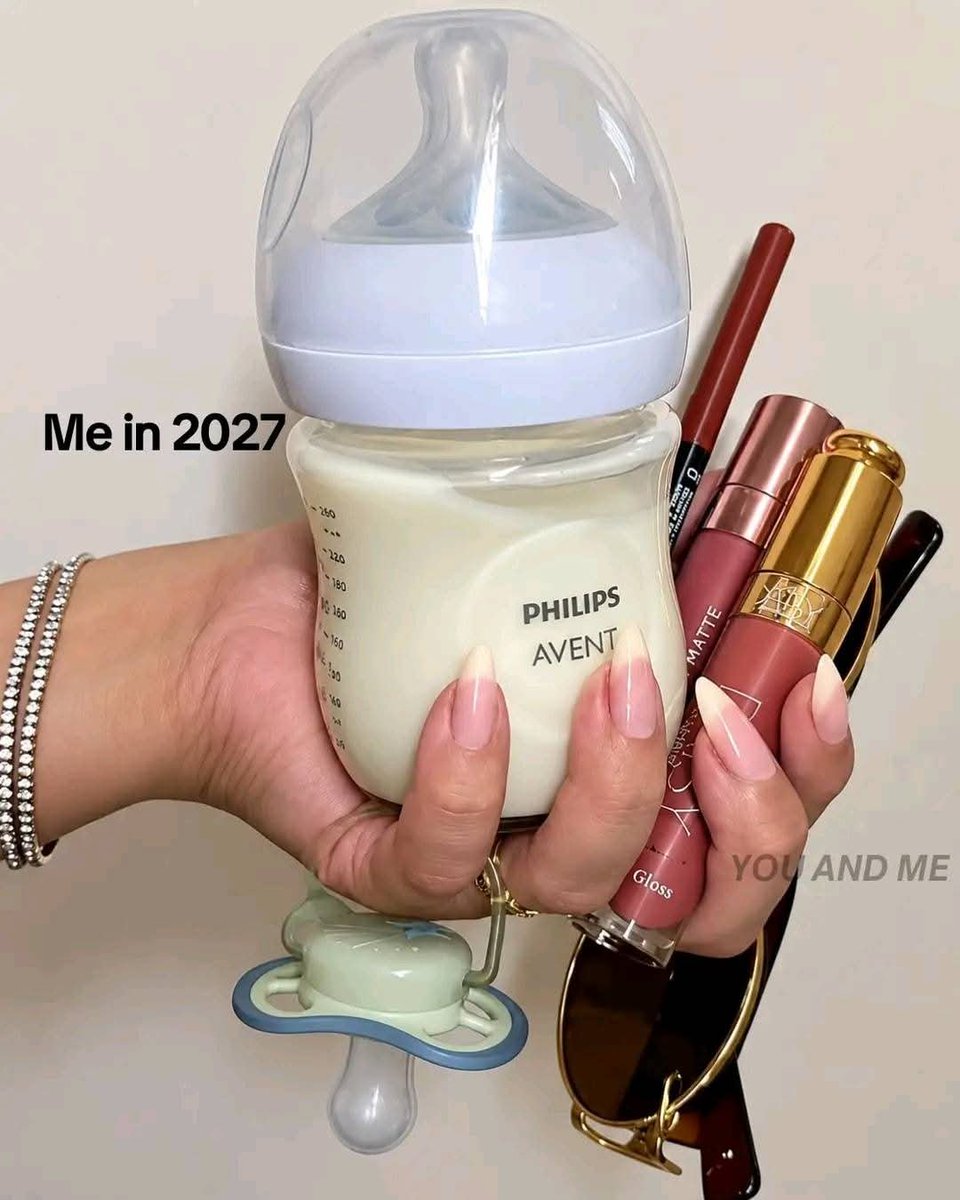 Vip_Ayaa63's tweet photo. Me in 2027 💖 https://t.co/ntgDTMQaIP