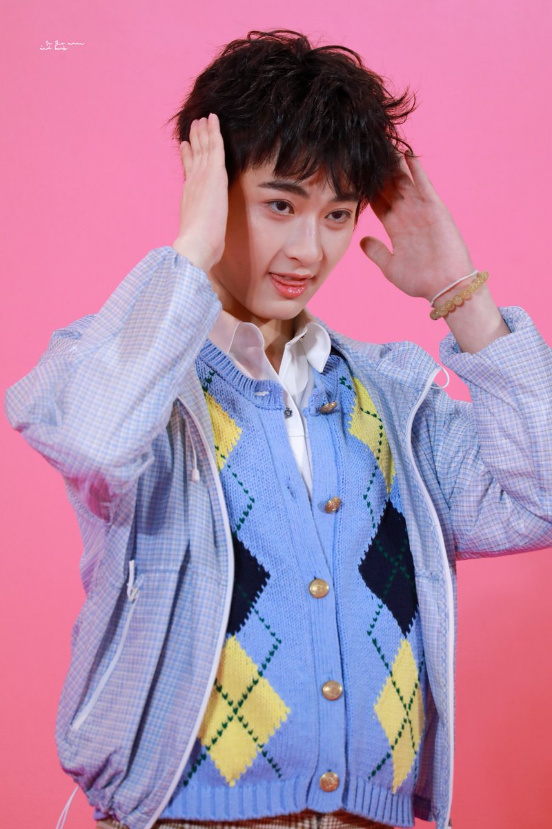 2demoonnback's tweet photo. -261004- เห้ยยยยยย เฟี้ยวจ้าดดดดดด 🥹💖

WAVE X LINEE WITH TOPS
#LiNEExWave
@waavetnp #waavetnp https://t.co/EbhObD8k1w