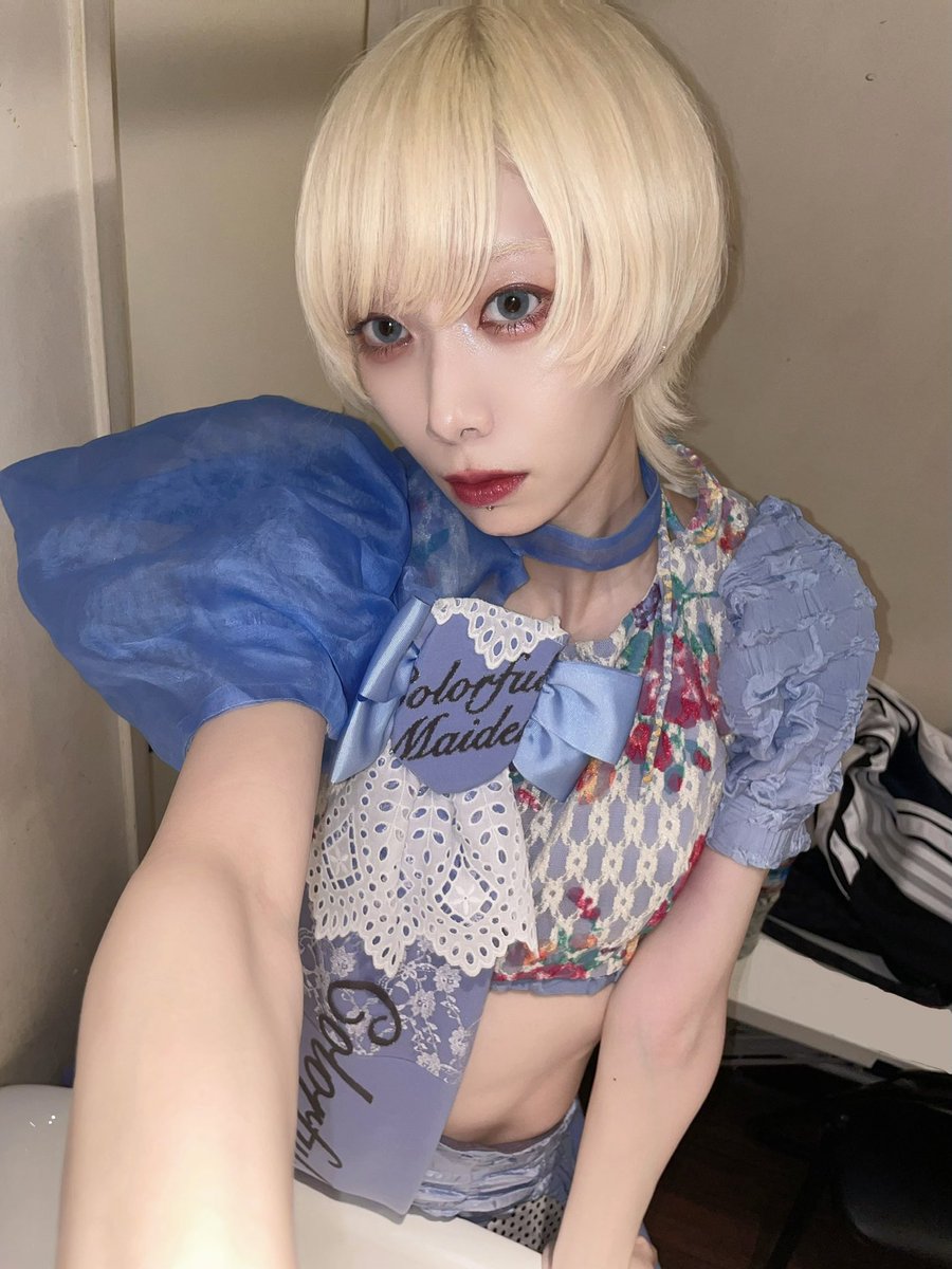 modokichi_VRC's tweet photo. こういう目力のあるレディが好きなのでsiusiuのことも好きな気がする https://t.co/lKtG6MA44N