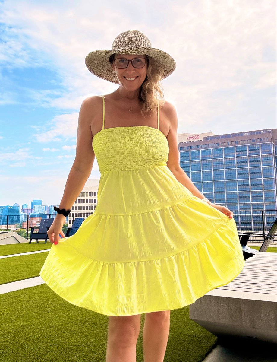SouthernDiMarie's tweet photo. Good morning 😘

Sundress Sunday💛 https://t.co/JAYCubMpwL