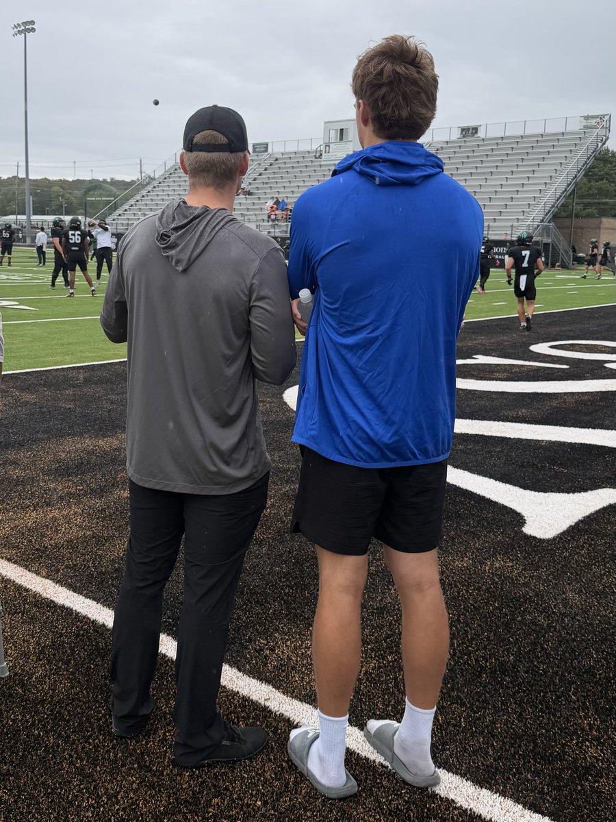 JacksonBraun87's tweet photo. Thank you to @coachreynolds58, @CoachSuth74, @CoachChev6, and the rest of the @NSU_Football staff for the great visit last night.  Had a good chat with @BeauBeathard before the game, thanks for the tips.  Great facilities and game day atmosphere for homecoming. https://t.co/ZFnkJ8tNfS
