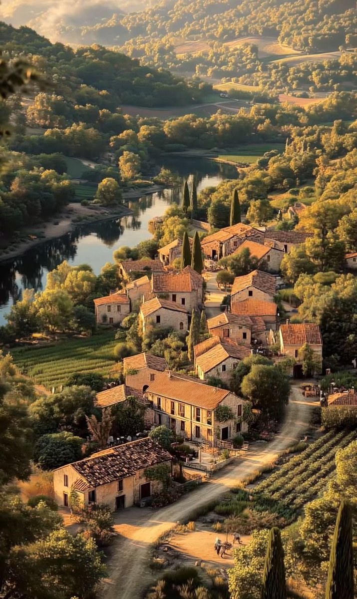 Elsmrynti's tweet photo. Some places remind you that life is meant to be enjoyed slowly https://t.co/52SledSxcL