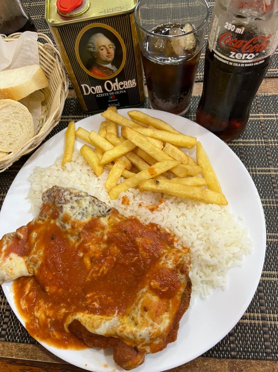 chefdangalhardo's tweet photo. Opinião Impopular.

Parmegiana é facilmente o TOP 3 pratos salgados do Brasil.

Tem seu Voto e Confirma? https://t.co/7Uyx498aPw