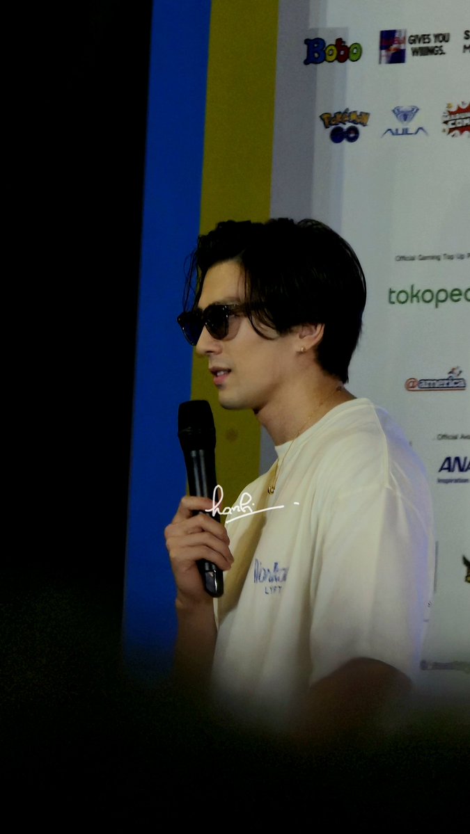 Khokkiri_'s tweet photo. - 261004 MACKENYU -
🤟🏻🤧🫠
#MACKENYU #ICC2026 #COMICCON #INDONESIACOMICCON https://t.co/IarEZiVEif