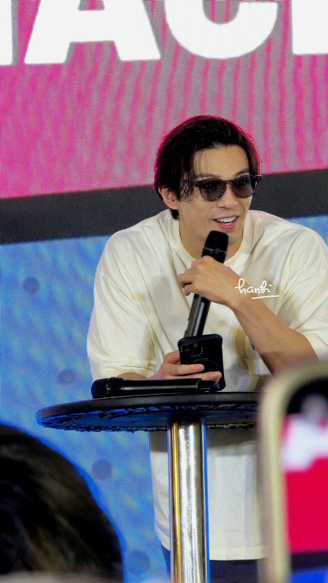 Khokkiri_'s tweet photo. - 261004 MACKENYU -
🤟🏻🤧🫠
#MACKENYU #ICC2026 #COMICCON #INDONESIACOMICCON https://t.co/IarEZiVEif