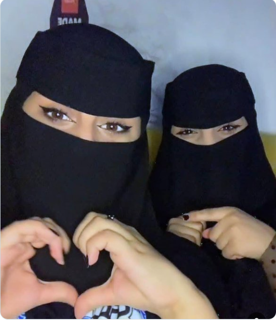 michiwebsen's tweet photo. هل فكرت ب�� الليلة... https://t.co/z466Xy2Bqt