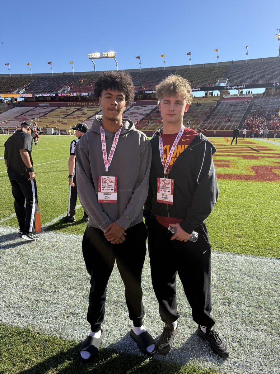 ColtonSowers's tweet photo. Had a great day @CycloneFB Thanks for invite and having me down @CoachHestness!!  

@andy_lucas98 @PrepsKC @CSAPrepStar @CoachMalone816 https://t.co/zl77IwcEGy