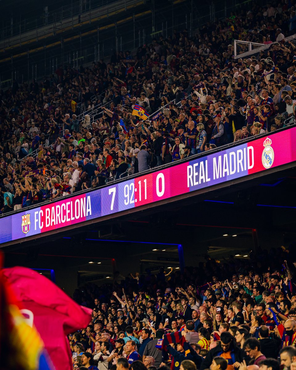 FCBfemeni's tweet photo. Un Clàssic històric. https://t.co/FrGVmMv0cm