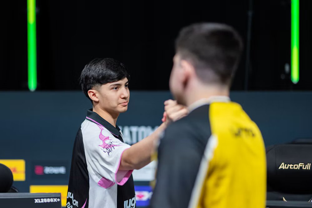 JoakkoRdz_'s tweet photo. ⚪️ #Shinden || Lamentablemente los argentinos caen ante legacy por 0-2 y se pone 0:2 en la @ESLCS 

Nuke fue 8-13
Mirage fue 11-13

Mañana se jugaría su última chance con rival a confirmar. https://t.co/a54CMozIJT