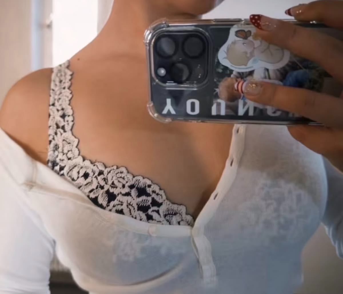 girldreamhouse's tweet photo. every girls dream bra https://t.co/HeqNDEFmbS