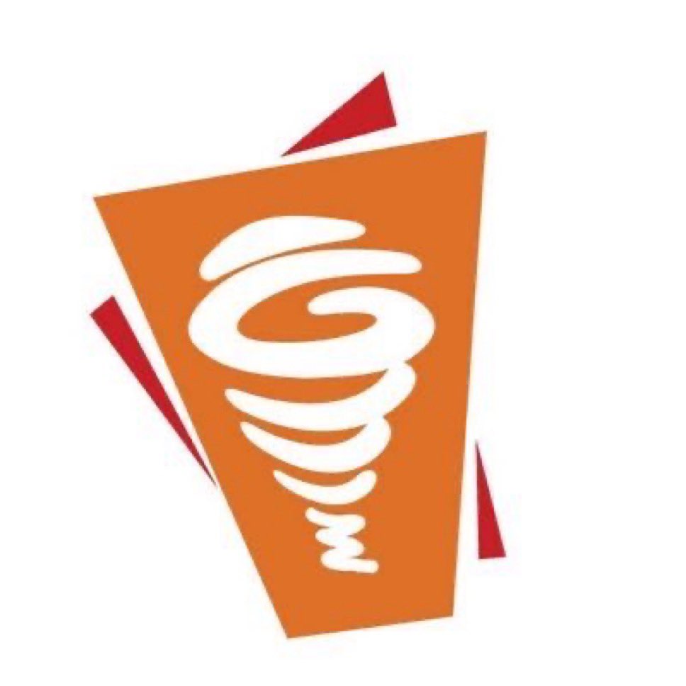 qamr11_'s tweet photo. @ShawarmahouseSA الله يسلمك نبي فرع ببريدة مو عنيزة و واحد آيفون برغندي و إذا فيه كنتاكي مانقول لا  🙂‍↔️👑👑👑
.
.
.
.
. https://t.co/jmKilJNDPm