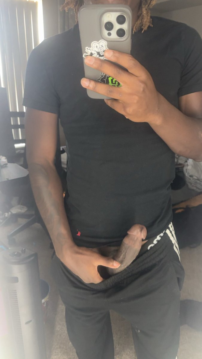 d1gooner480's tweet photo. who can help me cum #nsfw #horny #bbc https://t.co/bfGqmEyVJR