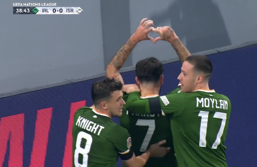 _BeFootball's tweet photo. 🚨 TROY PAROTT 🇮🇪 OUVRE LE SCORE FACE A ISRAËL SUR PENALTY !!! ⚽️ https://t.co/5SxF9OCuai