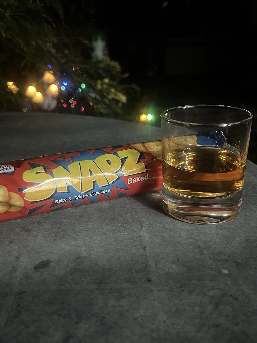 taurielgrifith's tweet photo. Took myself into the garden Whiskey , Crackers and YouTube of Japan
#chilled #treat #peaceful
@WrestlingDazeYT https://t.co/XRsYvXjKFy