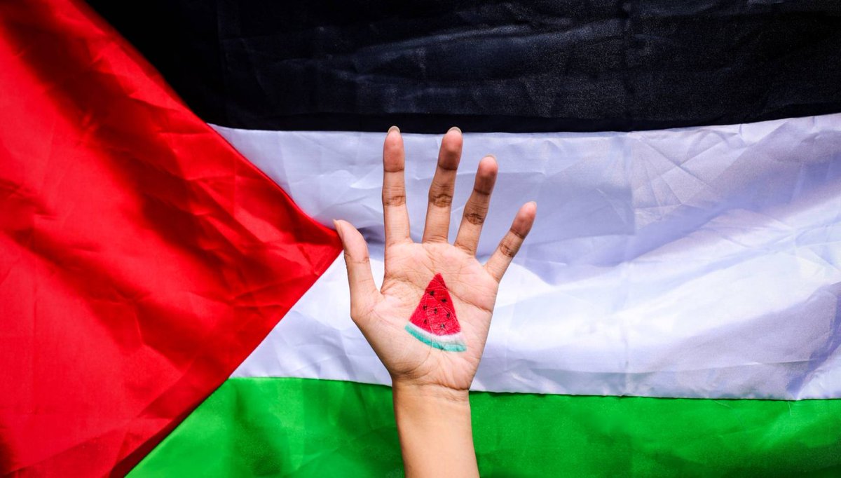 F_Desouche's tweet photo. Palestine : soupçonnés d'avoir détourné des millions de dollars pour le Hamas, des responsables et membres d'associations humanitaires françaises – dont Amel O. et les frères Faouzi B. et Nordine B. – mis en examen annonce le parquet antiterroriste

https://t.co/RKMob5LNjK https://t.co/RKhziaqPso