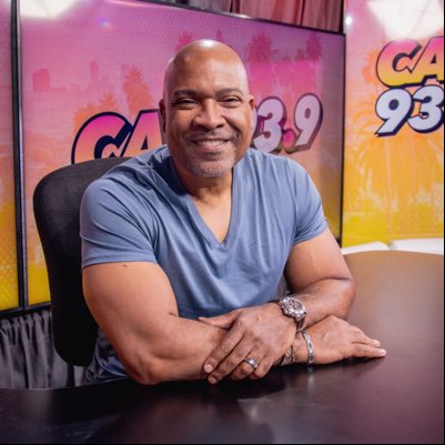 carlitosalvarez's tweet photo. #NewProfilePic https://t.co/PE8DZE9QOW