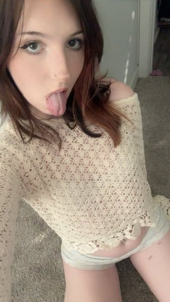 jadeeeraeee's tweet photo. idk if u would last more than 2 pumps… https://t.co/H5aPL2o0T9