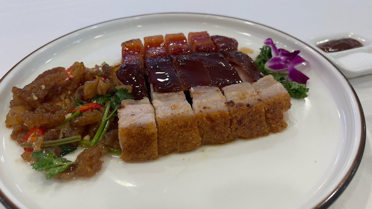 NaomiAlverzf's tweet photo. Me encanta el aroma de los platos con la combinación de la carne curada [腊味] en casa! https://t.co/7mkqw83seC