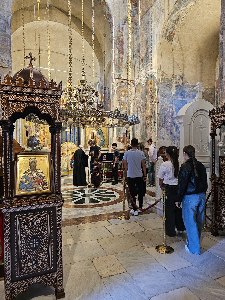 PribicevicU's tweet photo. ☦️💒 Mosti Prepodobne mati Anastasije #Srpske, majke Sv Save, prvi put posle 8️⃣2️⃣6️⃣ godina su prenete iz manastira #Studenica u manastir #Zica u Kraljevu
#Srbija #nemanjici #monastery #ortodox https://t.co/u5h30qaB9z