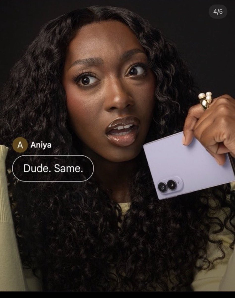 Clivenibrc's tweet photo. @Zainasha_ @PORT4BLE Aniya face is on a billboard boo .while tt face is on restraining orders files🤣🤣🤣Know lanes it’s not.Aniya has ten times her followers just go follow her atleast her face can be worth to be put in a toilet 🤣✌️ https://t.co/NDKEUQUeGG
