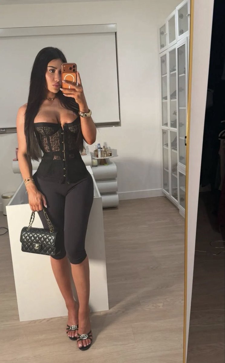 SendToEster's tweet photo. i promise, i won't take all your money

Findom paypig cashslave humanatm https://t.co/GMmGL8ftZl