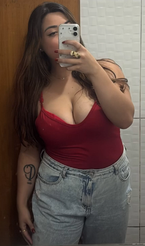 macacocariok's tweet photo. VAR: gorda feia https://t.co/fgA0aB1BUE