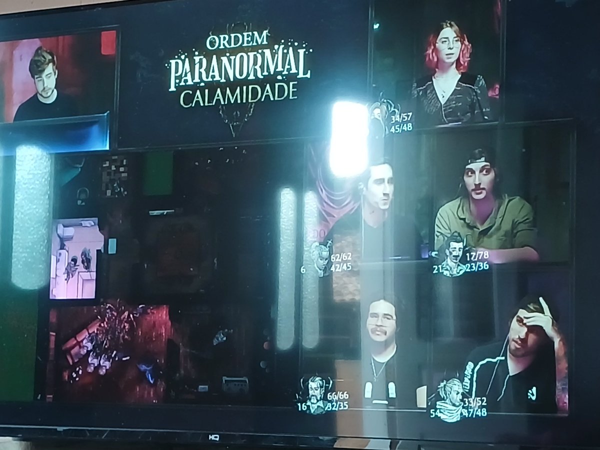 fhanyzk's tweet photo. O cellbit com vício em matar policiais inocentes, nao morre felipinho ☹️😞
#Calamidade #OrdemParanormal https://t.co/3vWvJ3Vqjn