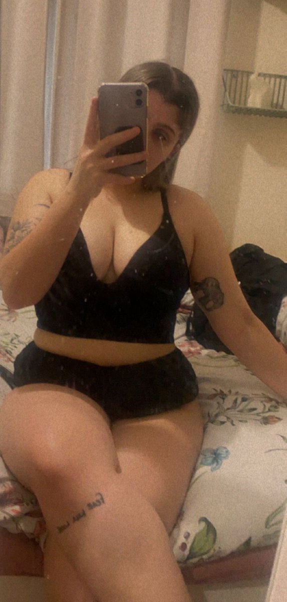 naughtynat97's tweet photo. Official black only ♠️🐇 x https://t.co/WVqcI2OuGD