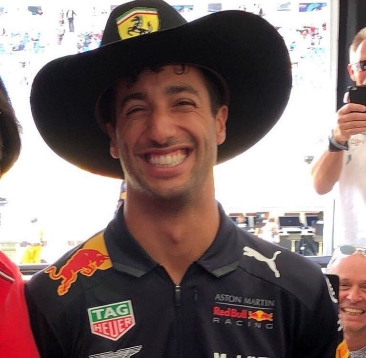 andsfivesauce's tweet photo. get to know me (f1 edition) :)
- WDC in my birth year 
- birth month
- fav retired driver
- my age https://t.co/s2H2sMXImF