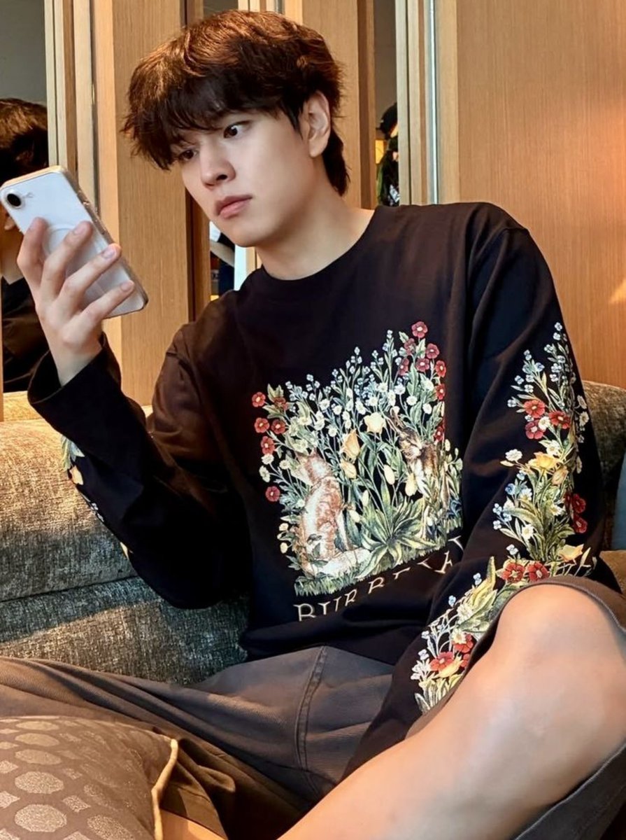 minniesmenu's tweet photo. kim seungmin please bring back the fluffy wavy hair... we didn't realize just how good we had it until we lost it https://t.co/P9qVsSEzJv