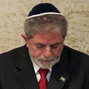 purgadeaseres's tweet photo. En Brasil ganan los judíos, ni Lula ni Bolsonaro. https://t.co/sgkXhbVn7t