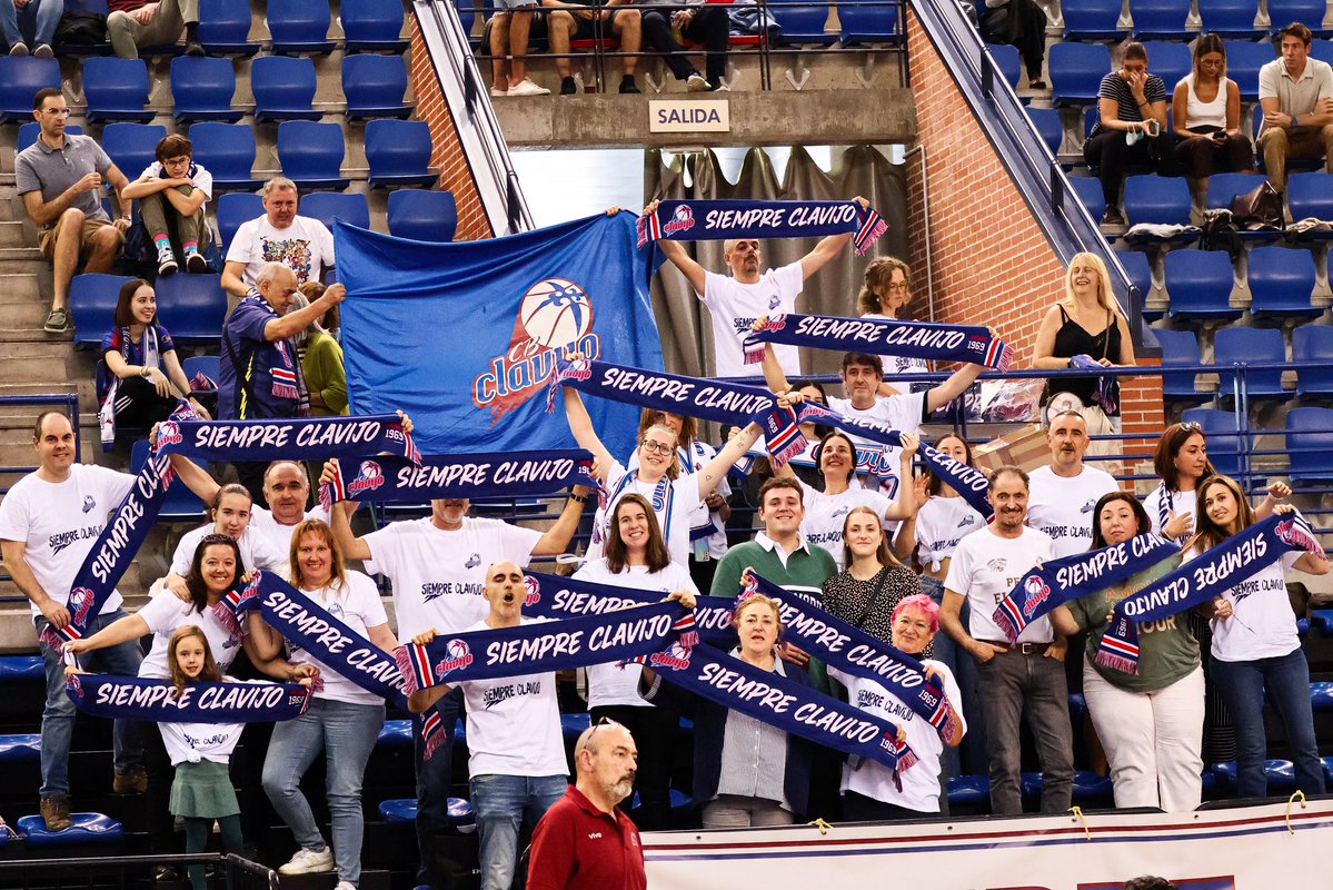 CBCLAVIJO's tweet photo. 💙 | 𝗖𝗮𝗶𝗺𝗼𝘀 𝗮𝗻𝘁𝗲 𝗲𝗹 @CBPrat 𝗽𝗲𝗿𝗼 𝗹𝗼 𝗵𝗶𝗰𝗶𝗺𝗼𝘀 𝗝𝗨𝗡𝗧𝗢𝗦 

🫵🏼 | Una vez más ¡𝗚𝗥𝗔𝗖𝗜𝗔𝗦! 

⚔️ | ¡Lucharemos por traeros los resultados que merecéis!

#SiempreClavijo https://t.co/VsnHiIxj7g