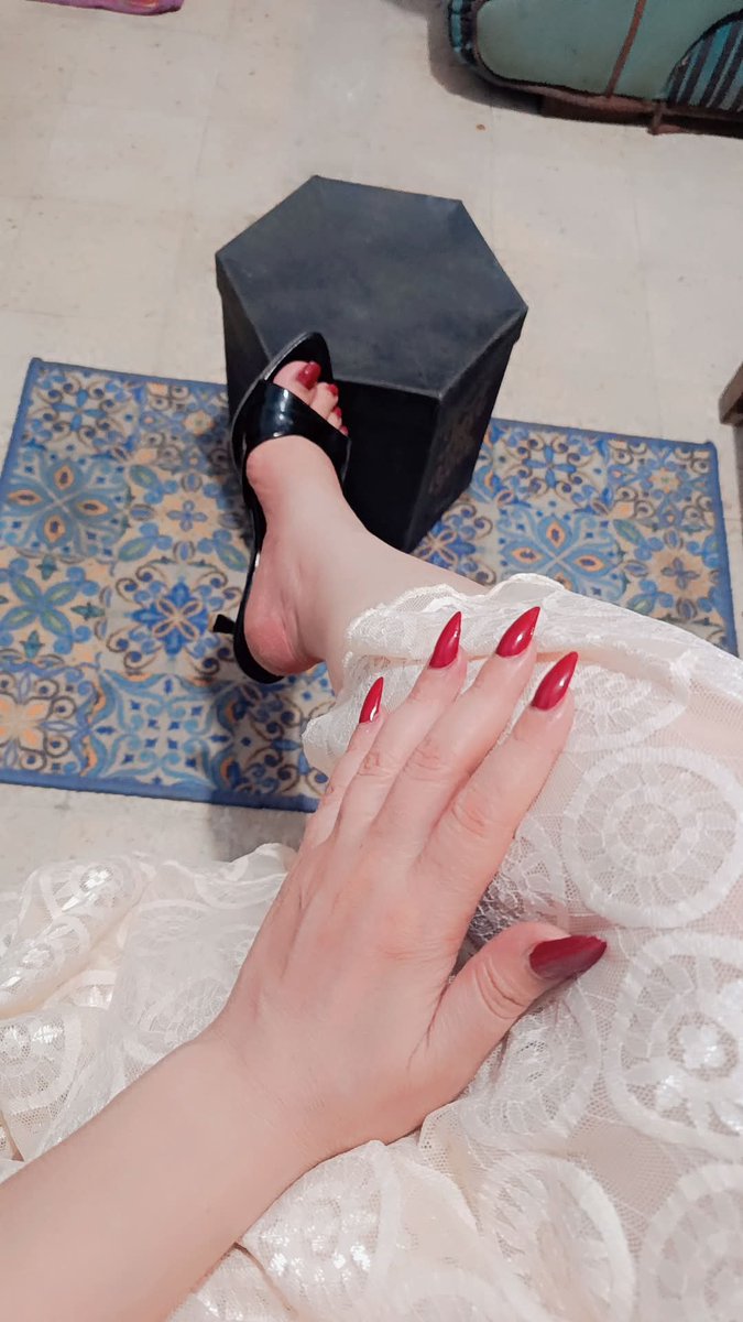 zvfjeu1's tweet photo. اخضع😈💥
تحت اقدم الملكه نسرين هانم ❤️💫👉 https://t.co/Y9O3TfRMl2