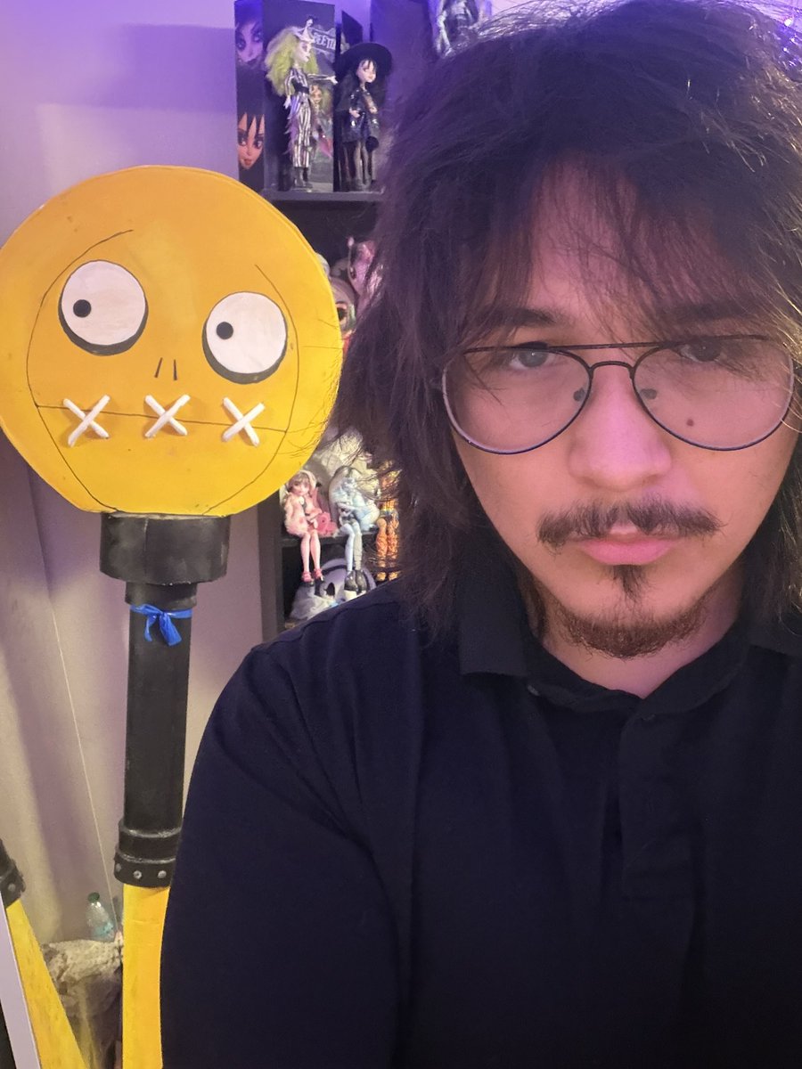 ChicoChopsFGC's tweet photo. My face when 6 foot tall paracelcus almost falls on my head while I’m not looking and kills me

#ggst_aba #ggst_ab #paracelcus #aba https://t.co/Zx5f0egjFV