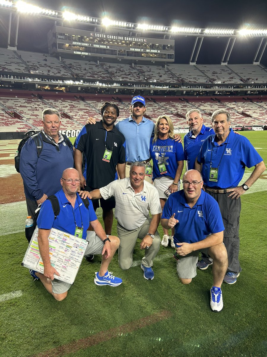 LBStenberg's tweet photo. What a win! Proud to be apart of this awesome team @UKSportsNetwork 😼 https://t.co/StYjRZ7gP8