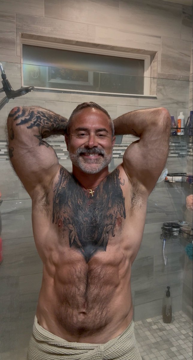 SergeantSiww's tweet photo. Thirsty ? 💦 Cum in here with me 😈⤴️
sargesilverfox https://t.co/RkpZ0crONC