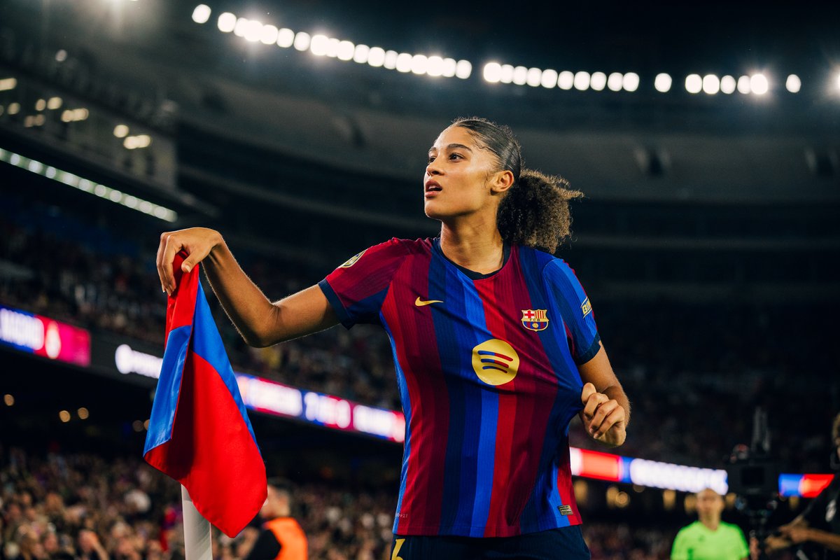FCBfemeni's tweet photo. 𝙎𝙮𝙙𝙣𝙚𝙮 𝙎𝙘𝙝𝙚𝙧𝙩𝙚𝙣𝙡𝙚𝙞𝙗. https://t.co/rKdlO1L9hV