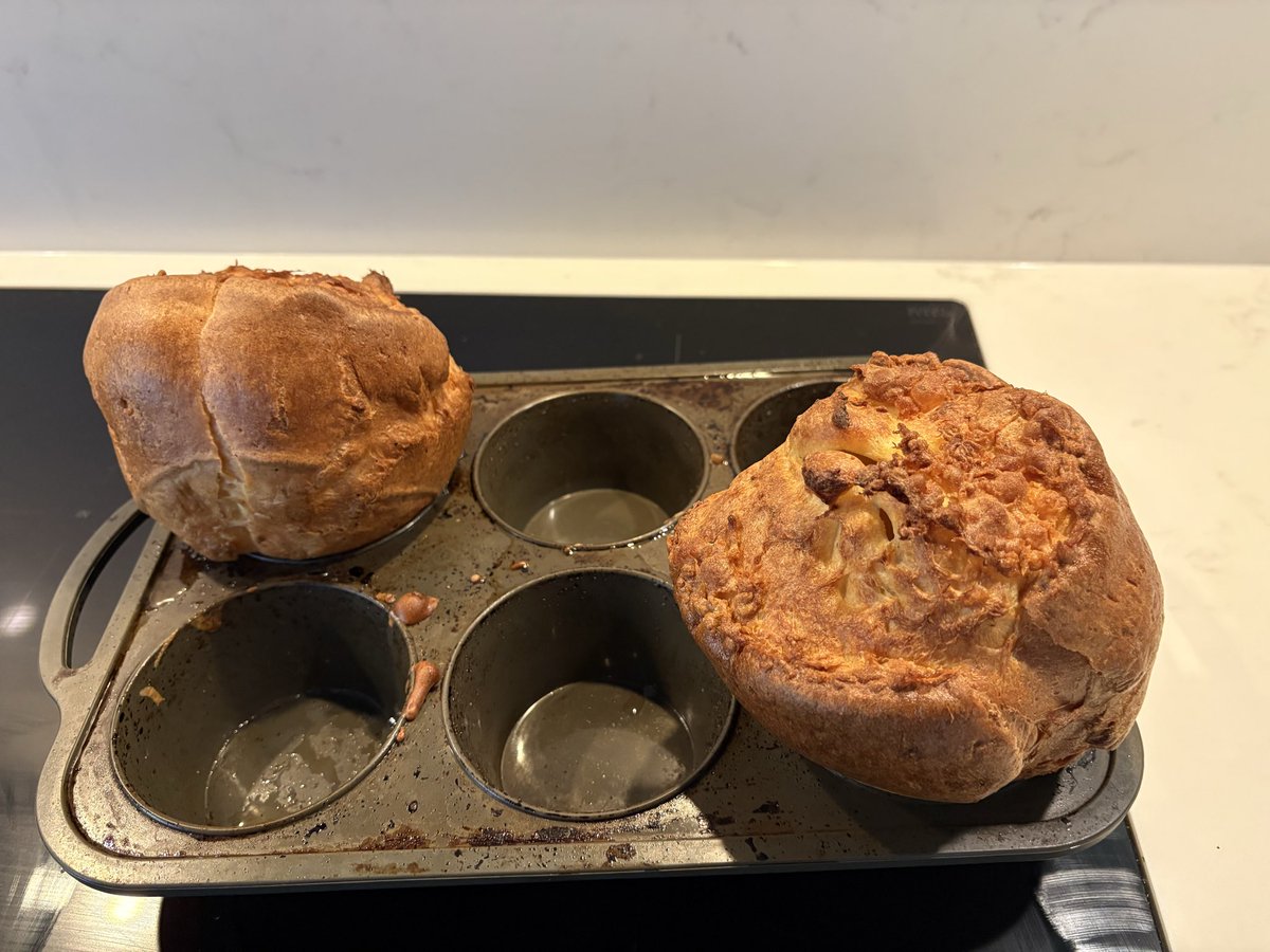 dairy033's tweet photo. @BurnsideWasTosh That’s a proper Yorkshire - but love the token t https://t.co/C1VSGfUaKI