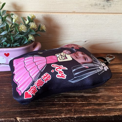 RowanSoreles's tweet photo. No deberías confiar en quien ofrece un regalo sin razón aparente, su intención oculta puede ser daina. https://t.co/M9JOwSGTWt