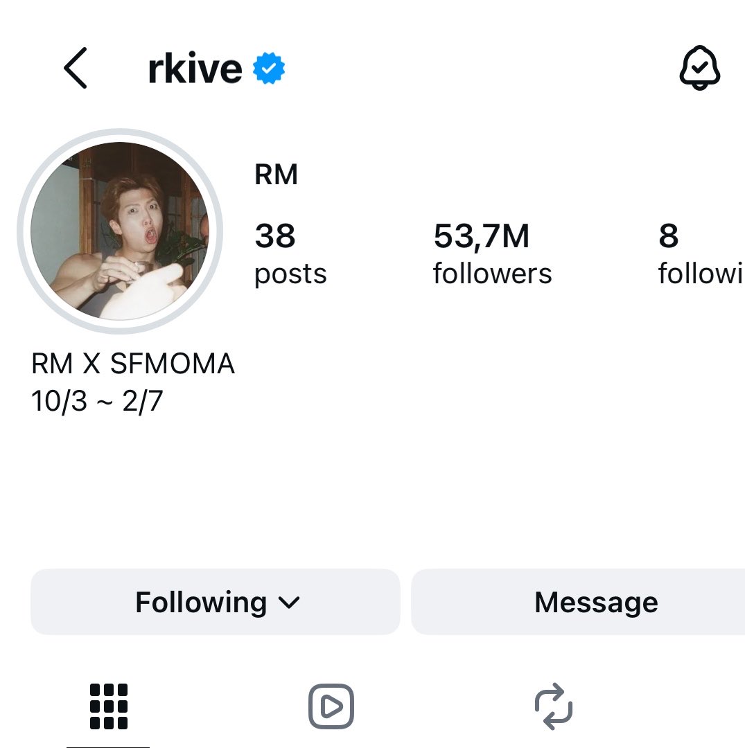 btschartsxdaily's tweet photo. [INFO] #RM has changed his profile picture on Instagram! 💜 https://t.co/ZJDhtB2eOA