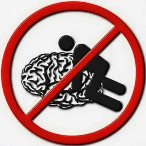 arvensom's tweet photo. на дверь в комнату повешу https://t.co/Me82xZ41gy