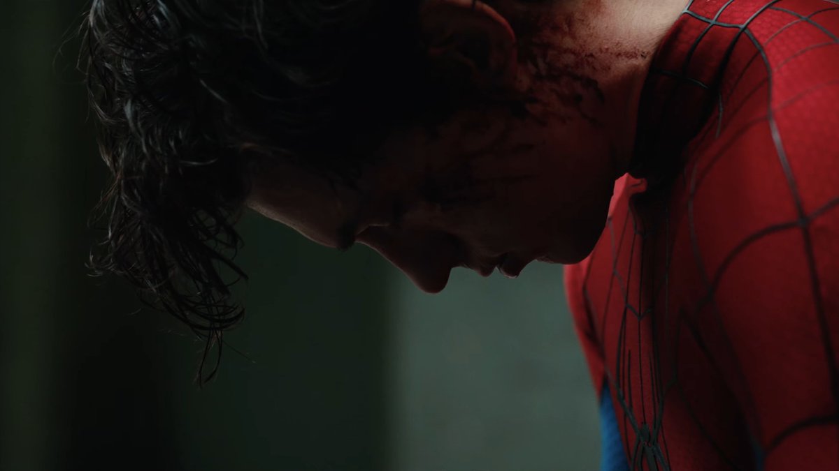 captaincupkick's tweet photo. The way the color red pops in the prison fight is so gorgeous to me https://t.co/ThA91viaS0