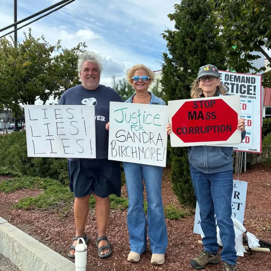 GrantSmithEllis's tweet photo. Standout today for John O'Keefe and Sandra Birchmore.

Via Mr. @DennisSwee8265.

May Sandra and John's names never be said for a final time.

May history always remember them. https://t.co/54gL4QeOor