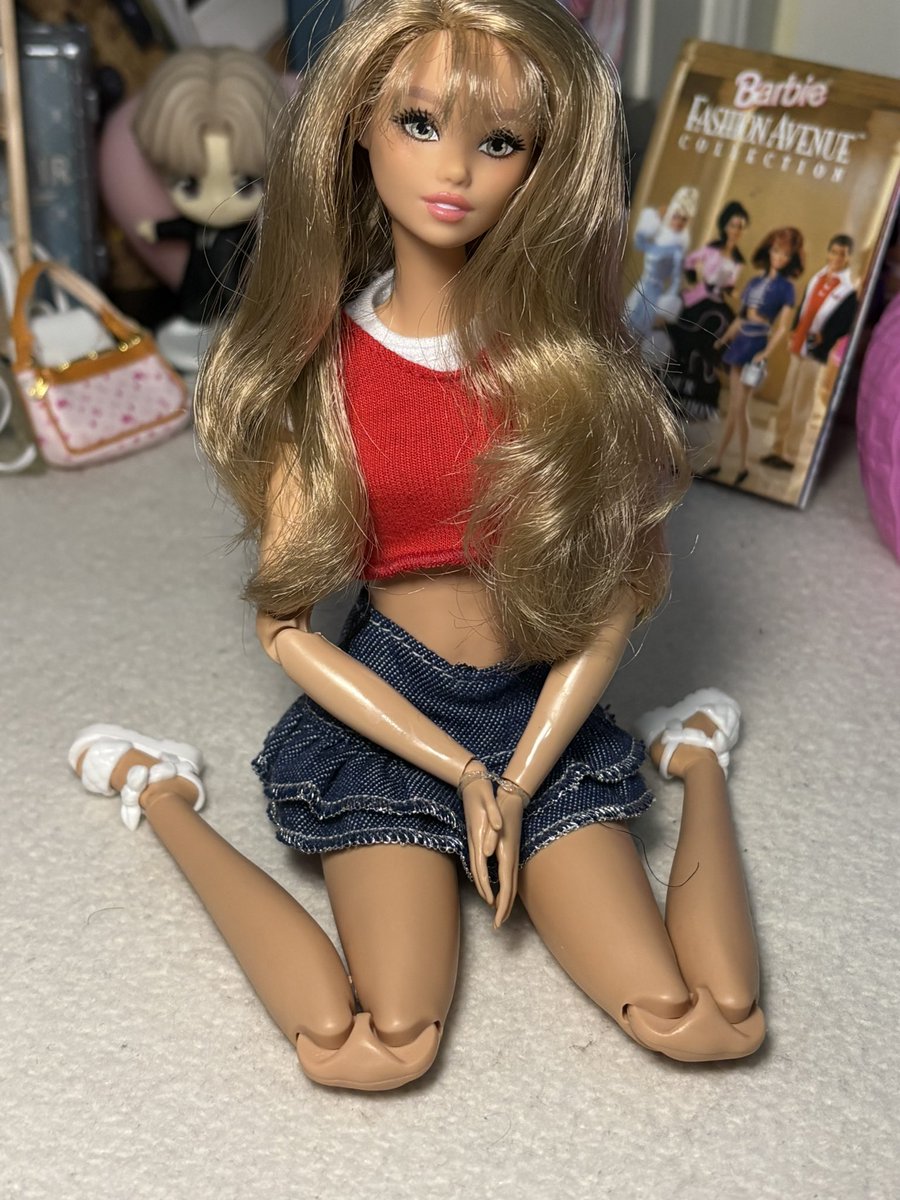 zrllross's tweet photo. Turned her into Baby Britney  🤩🥳 https://t.co/ferpuHjykh