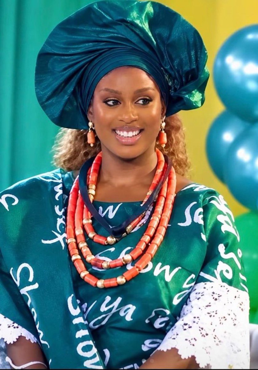SexyDoyin1's tweet photo. And your winner for #BBNaija s11 is Temi Nkem! Say her foking name! https://t.co/1jpX0IXWf8