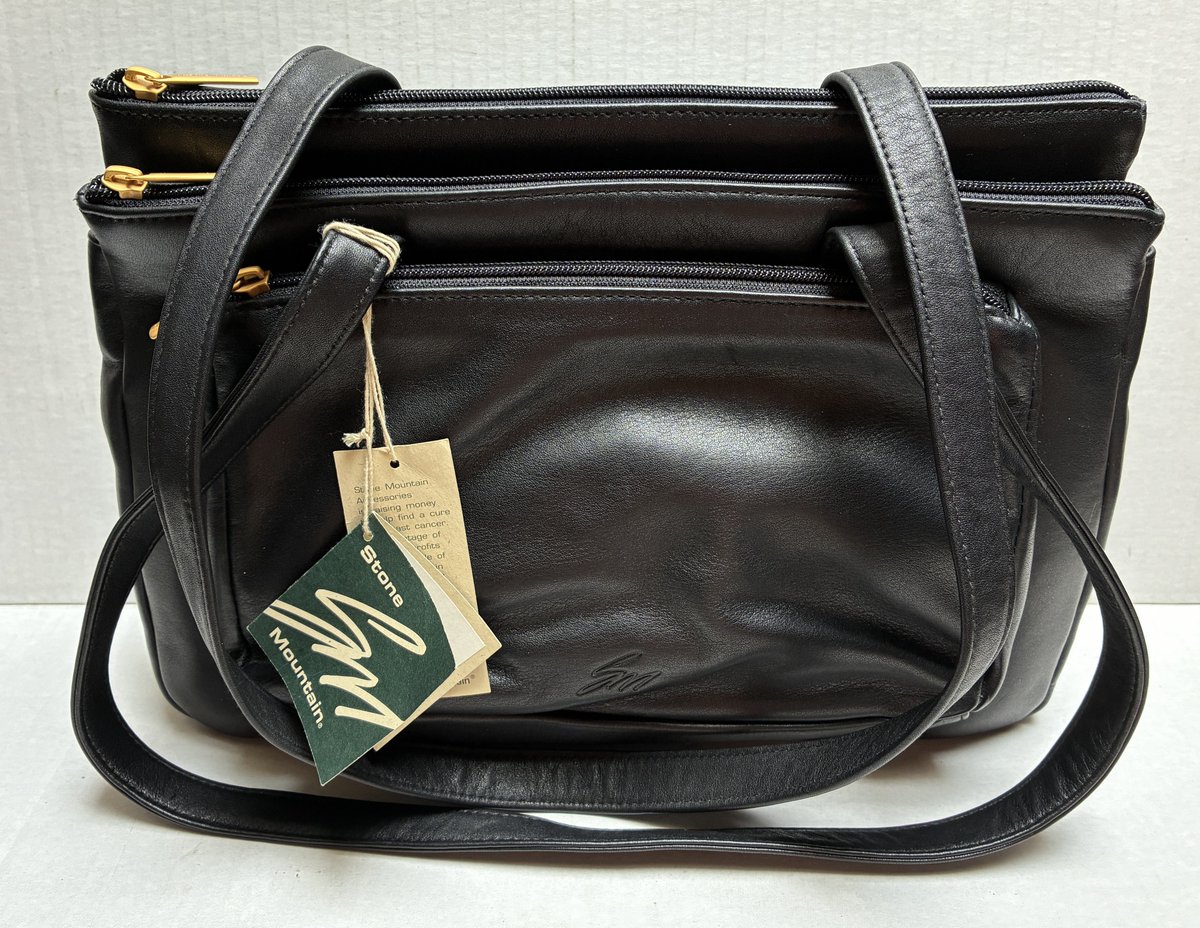 SomewareInTime's tweet photo. POSHMARK CLOSET 
Mg D@mg-finds 
Vintage-90s-Stone-Mountain-Black-Leather-MultiCompartment-Shoulder-Bag-NWT https://t.co/UiEcsxPvt6